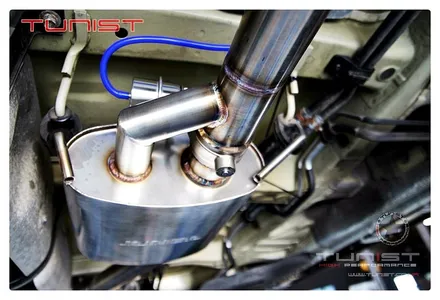 올 뉴 카니발  3.8 가솔린 가변배기 배기튜닝 v6 엔진 강력한 배기음 amg 사각팁 장착 / 안산 상록