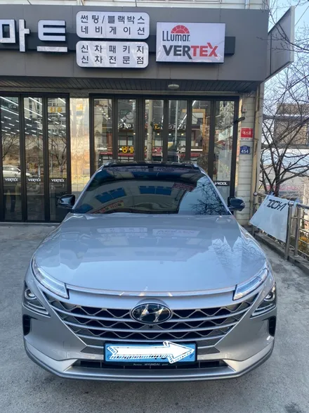 김해 장유. 넥쏘 오션인디고펄 쉬머링실버메탈릭 크리미화이트펄이 레이노 팬텀2 F95 썬팅 조합은 어땠나? / 경남 김해