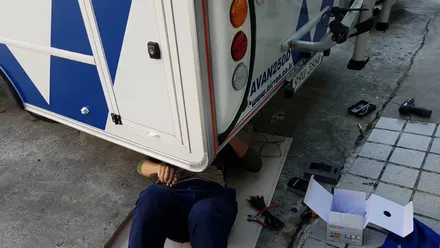 경남캠핑카/김해캠핑카 블랙박스설치,장착,시공전문 오토마트김해루마썬팅동상점_현대포터2캠핑카 블랙박스 장착완료 / 경남 김해