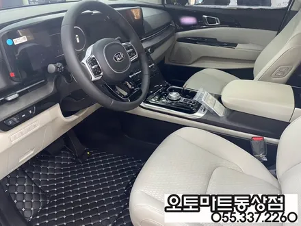 4세대 카니발KA4 7인 차박레일 작업추가한 티나인 R100썬팅~~~김해 경남 장유 창원 진영 양산 부산 / 경남 김해