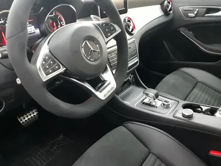 경남 김해 벤츠 AMG A45  루마버텍스 1100,900썬팅시공/김해오토마트동상점 / 경남 김해