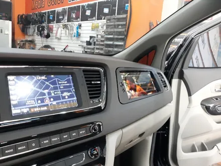 김해 카니발 천정모니터 TV Xm-1780K7 장착!올댓카니발 김해지사 오토마트동상점 / 경남 김해
