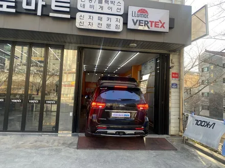 김해블락포디썬팅. 비바 스카이블루 올뉴카니발하이리무진 허니콤블라인드 BLOCKFORD VIVA SKYBLUE / 경남 김해