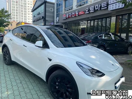 김해 테슬라모델Y 썬팅 기술력 인증된 곳에서 시공하셔야죠! 레이노 S9시공/경남 장유 진영 / 경남 김해