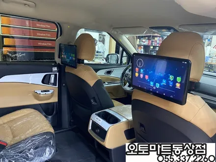 신차 4세대카니발 리어모니터(후석모니터) 아크로폴리스T-125 패키지로  만나다 김해  장유 진영 / 경남 김해