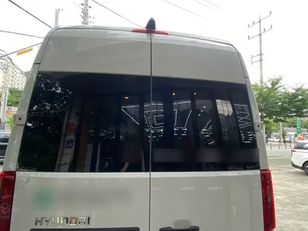김해 쏠라티 썬팅, 학생 선수단 대형차량에 선택된 레이노 팬텀Ⅱ F85 고사양 열차단 시공 / 경남 김해