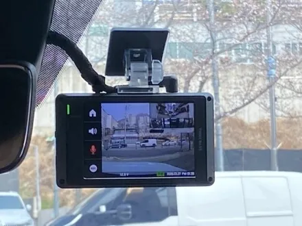 내동 썬팅, 구산동 썬팅, 삼계동 썬팅 – 벚꽃처럼 맑은 어항 썬팅과 김해 블랙박스 시공 / 경남 김해