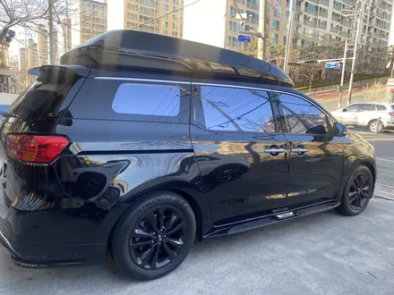 김해블락포디썬팅. 비바 스카이블루 올뉴카니발하이리무진 허니콤블라인드 BLOCKFORD VIVA SKYBLUE / 경남 김해