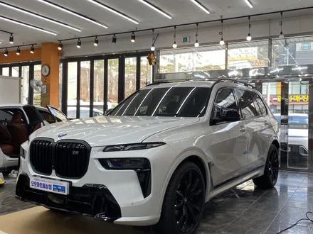 김해 자동차 리어모니터 후석모니터 BMW X7 노바 X13 장유 진영 창원 부산 / 경남 김해