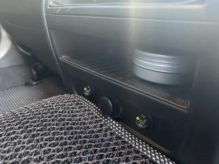 코란도 뷰티풀 생활보호필름(PPF)패키지 시공,BMW520d 2열열선시트  경남 김해 진영 밀양 장유 창원 / 경남 김해