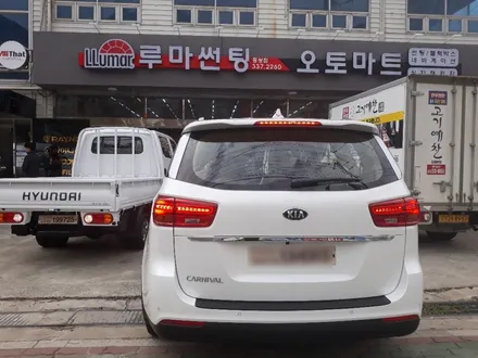 김해신차패키지 더뉴카니발 프리미엄 신차패키지/ 브이쿨K썬팅 블랙박스 아이나비QXD3000Pro/ 김해 언더코팅  유리막코팅 PPF 천정TV[오토마트동상점] / 경남 김해