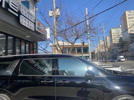 부산신차패키지 신차검수 카니발KA4 오로라블랙펄 프리미엄장판 브이쿨K GSC사이드스텝 머드가드 / 경남 김해