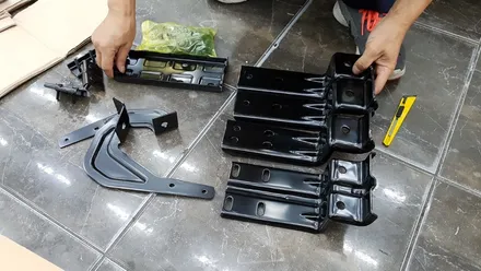 경남자동차용품점 김해오토마트 쌍용 렉스턴스포츠차량 순정사이드스텝(옆발판)장착완료 / 경남 김해