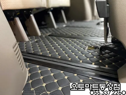 카니발(KA4)하이리무진 7인 차박레일 오버헤드콘솔LED버튼 후진등교체 브이쿨K 신차패키지까지~~김해브이쿨썬팅  랜드마스터루프박스/김해 창원 장유 진영 부산 양산 / 경남 김해