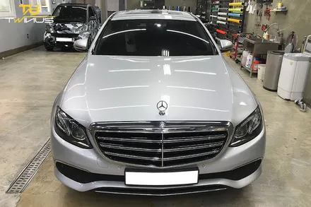 벤츠E클래스 E220d 랩핑 유광메탈릭다크블루 시공기 / 안양시 동안구 관양동
