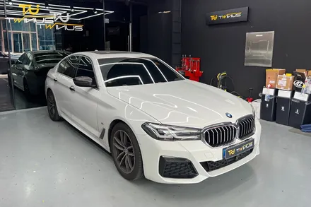 안양랩핑 BMW5시리즈 루프스킨 및 크롬죽이기 랩핑 / 안양시 동안구 관양동