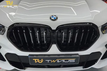 BMWX6 루프스킨 및 크롬죽이기 그리고 포인트랩핑 / 안양시 동안구 관양동
