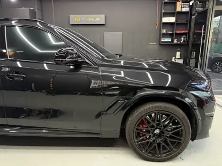 BMW X6M 랩핑, 무광 크롬 로마니레드. 새로운 정체성을 입히다! 안산 랩핑. / 안양시 동안구 관양동