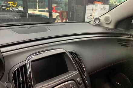 알페온 차량 실내랩핑 에이버리 사틴블랙 시공 / 안양시 동안구 관양동
