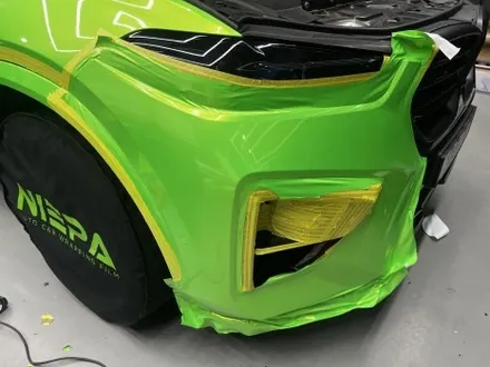 안양 랩핑, BMW X6M. 고광택 네온 그린 컬러로 눈부시게 화려한 변신! / 안양시 동안구 관양동