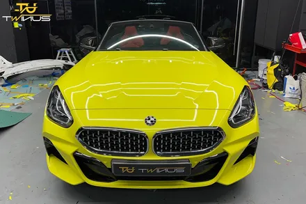 BMW Z4랩핑 20i 에이버리 유광엠뷸런스옐로우 전체랩핑 / 안양시 동안구 관양동