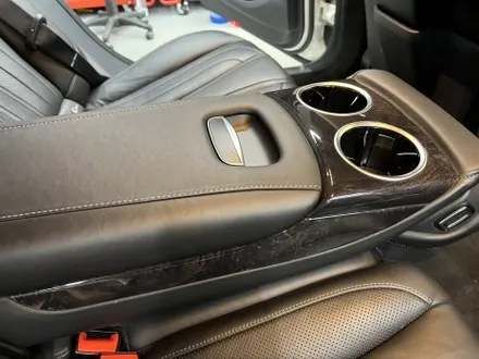 수원 랩핑. 카본 필름으로 스포티함을 과시해낸 W222 S63 AMG. / 안양시 동안구 관양동