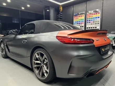 안산 BMW Z4 랩핑, M40i 차량에 시공이 까탈스러운 무광 크롬 로마니 레드 셋업! / 안양시 동안구 관양동