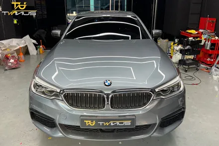 BMW G30 520d 사틴블랙 전체랩핑 / 안양시 동안구 관양동