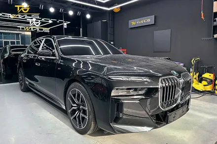 BMW I7 7시리즈 투톤랩핑 듀오톤랩핑 / 안양시 동안구 관양동