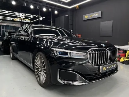 분당 수지 랩핑, BMW 740Li. 극에서 극으로, 어둠에서 빛으로. / 안양시 동안구 관양동