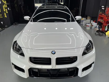 안산 랩핑, 또다시 BMW G87 M2 이번엔 사틴 다크 그레이. 절제된 우아함과 품격. / 안양시 동안구 관양동