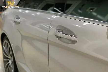 벤츠 CLS350 은은한 컬러의 유광그레이 랩핑 / 안양시 동안구 관양동