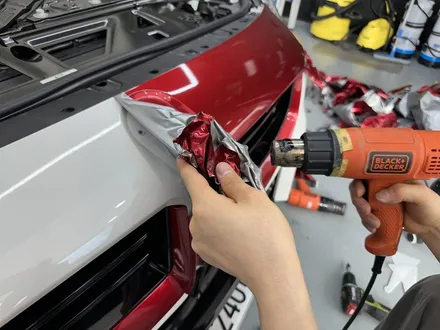 안산 랩핑, BMW G87 M2 사고 보험수리로서 전체 시공. 뱀파이어 레드! / 안양시 동안구 관양동