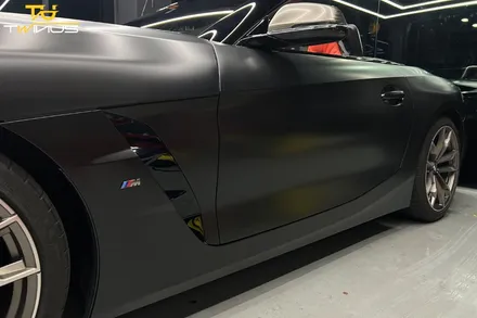 BMWZ4 M40i 사틴블랙 전체랩핑 및 라이트필름 시공 / 안양시 동안구 관양동