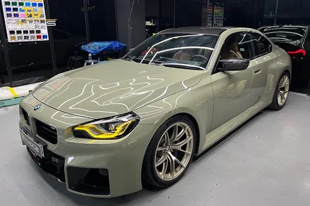 피치스 여인택 대표와 트윈어스의 만남 (BMW G87 M2) 이노즈텍 카키그린 전체랩핑 / 안양시 동안구 관양동