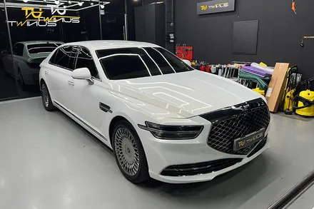 제네시스 G90 L 롱바디 3M 유광화이트골드스파클 전체랩핑 / 안양시 동안구 관양동