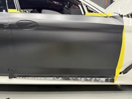 부천 랩핑, 빛을 흡수하는 파급력. BMW 5시리즈 고광택 무광 블랙. / 안양시 동안구 관양동