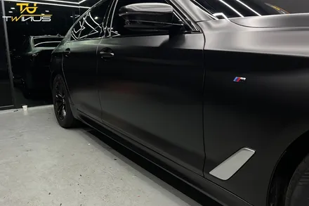 BMW G30 520d 사틴블랙 전체랩핑 / 안양시 동안구 관양동