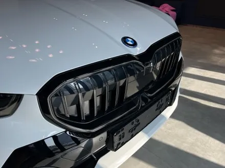 동탄 랩핑, BMW G60 5시리즈 아이코닉 글로우 그릴 랩핑. 작은 변화가 만드는 큰 임팩트! / 안양시 동안구 관양동