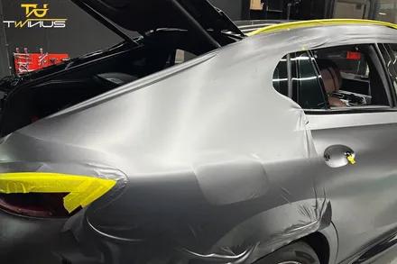 BMWX6 30D 블랙유광 크롬죽이기 및 사틴다크그레이 전체랩핑 그리고 바디킷 튜닝까지 한번에 / 안양시 동안구 관양동