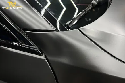 안양랩핑 BMW520i 사틴블랙 전체랩핑 무게감있는 포스 연출 / 안양시 동안구 관양동