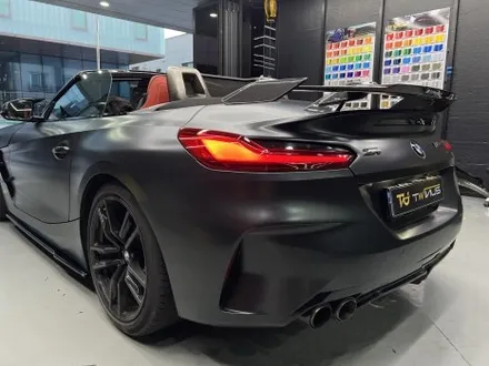 안양 랩핑, BMW G29 Z4 시공 성지인 이유. 에이버리 사틴 블랙락그레이 메탈릭 인스톨 사례. / 안양시 동안구 관양동