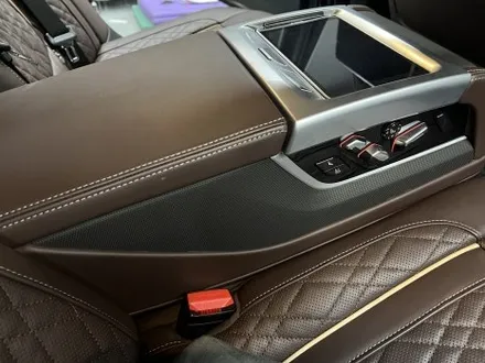 분당 수지 랩핑, BMW 740Li. 극에서 극으로, 어둠에서 빛으로. / 안양시 동안구 관양동