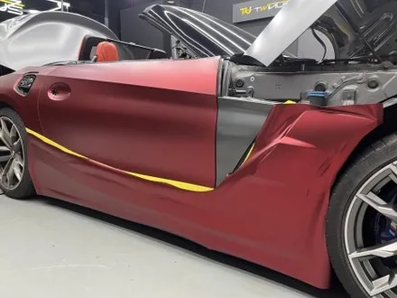 안산 BMW Z4 랩핑, M40i 차량에 시공이 까탈스러운 무광 크롬 로마니 레드 셋업! / 안양시 동안구 관양동