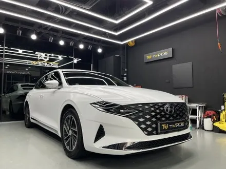 안산 랩핑, 그랜저IG에 무광 화이트? 매력 어필 수준급 이상! / 안양시 동안구 관양동