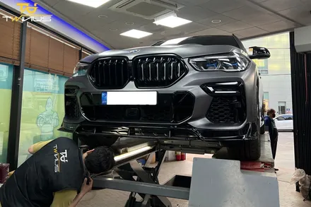 BMWX6 30D 블랙유광 크롬죽이기 및 사틴다크그레이 전체랩핑 그리고 바디킷 튜닝까지 한번에 / 안양시 동안구 관양동