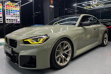 피치스 여인택 대표와 트윈어스의 만남 (BMW G87 M2) 이노즈텍 카키그린 전체랩핑 / 안양시 동안구 관양동
