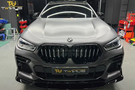 BMWX6 30D 블랙유광 크롬죽이기 및 사틴다크그레이 전체랩핑 그리고 바디킷 튜닝까지 한번에 / 안양시 동안구 관양동