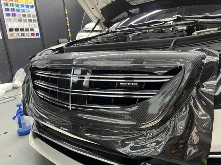 수원 랩핑. 카본 필름으로 스포티함을 과시해낸 W222 S63 AMG. / 안양시 동안구 관양동
