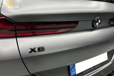 BMWX6 30D 블랙유광 크롬죽이기 및 사틴다크그레이 전체랩핑 그리고 바디킷 튜닝까지 한번에 / 안양시 동안구 관양동